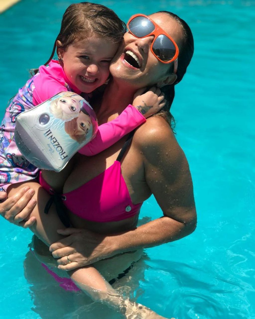 Fernanda Callejón publicó una foto en bikini y despertó rumores de embarazo