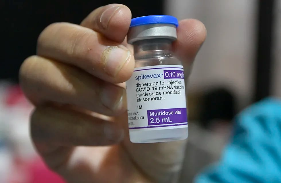 La mujer de Río Cuarto denunció que perdió el 75 por ciento de movilidad de su cuerpo tras aplicarse la vacuna de Astrazeneca contra el coronavirus.