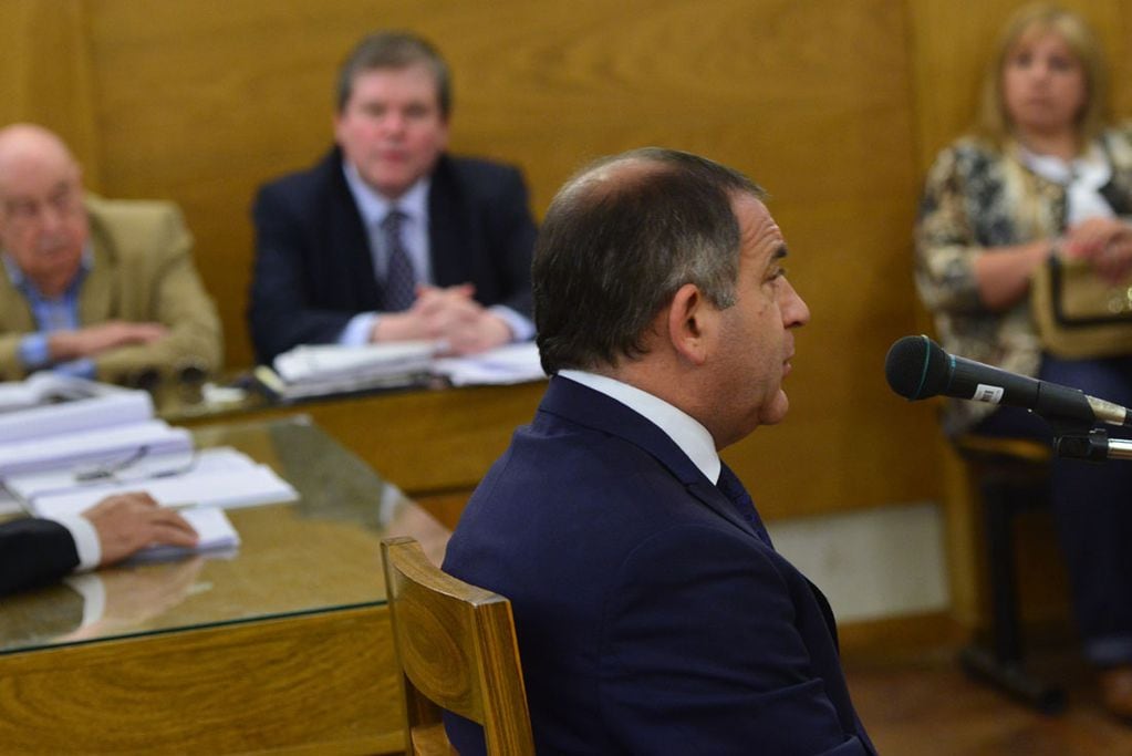Germán Kammerath y Luis Juez en Tribunales, en una audiencia de 2015. (Ramiro Pereyra/La Voz)