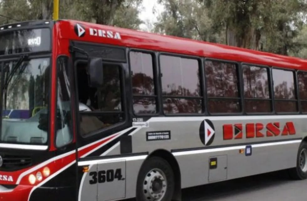 La Municipalidad intimó a Buses Paraná a reestablecer el servicio de colectivos