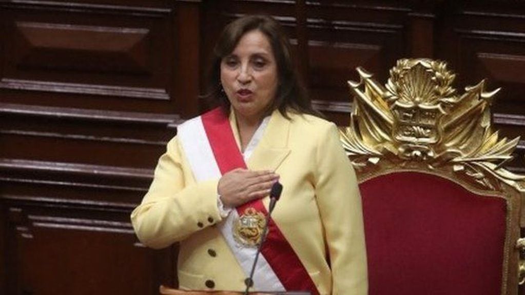 Dina Boluarte, la actual presidenta de Perú.