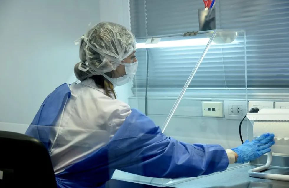 cromatógrafo líquido para el  Laboratorio de Toxicología del Cuerpo Médico Forense de Mendoza
