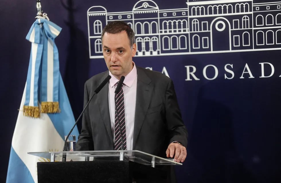 Manuel Adorni, vocero presidencial, en conferencia de prensa. Foto: Federico López Claro