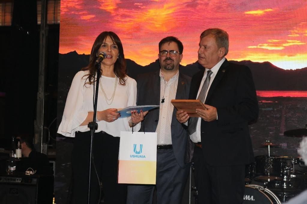 La Municipalidad acompañó el evento internacional “Whisky Live Ushuaia”