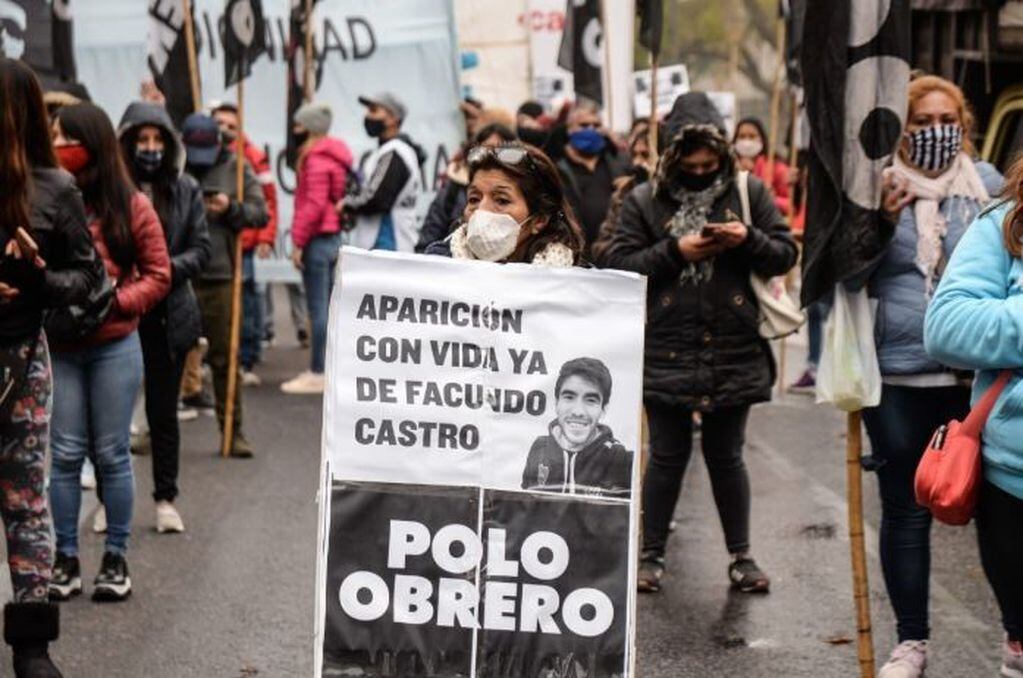 Agrupaciones sociales reclamaron la "aparición con vida" de Facundo Astudillo Castro. (Prensa Obrera)