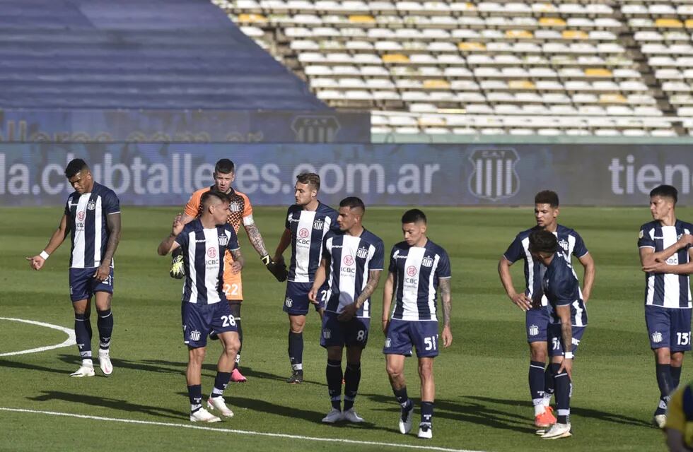 Talleres jugó un buen partido. Le faltó el triunfo para sacarse el sabor amargo de Santiago (Ramiro Pereyra / La Voz).