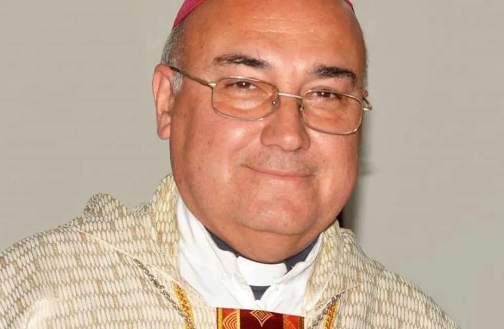El obispo de San Miguel fue elegido por Francisco para trasladarse a la capital provincial. (@AgenciaAica)