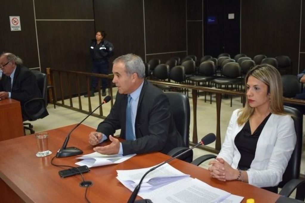 El fiscal de Cámara, Lutens, y la defensora de Menores, Agüero. Foto: Prensa Poder Judicial.