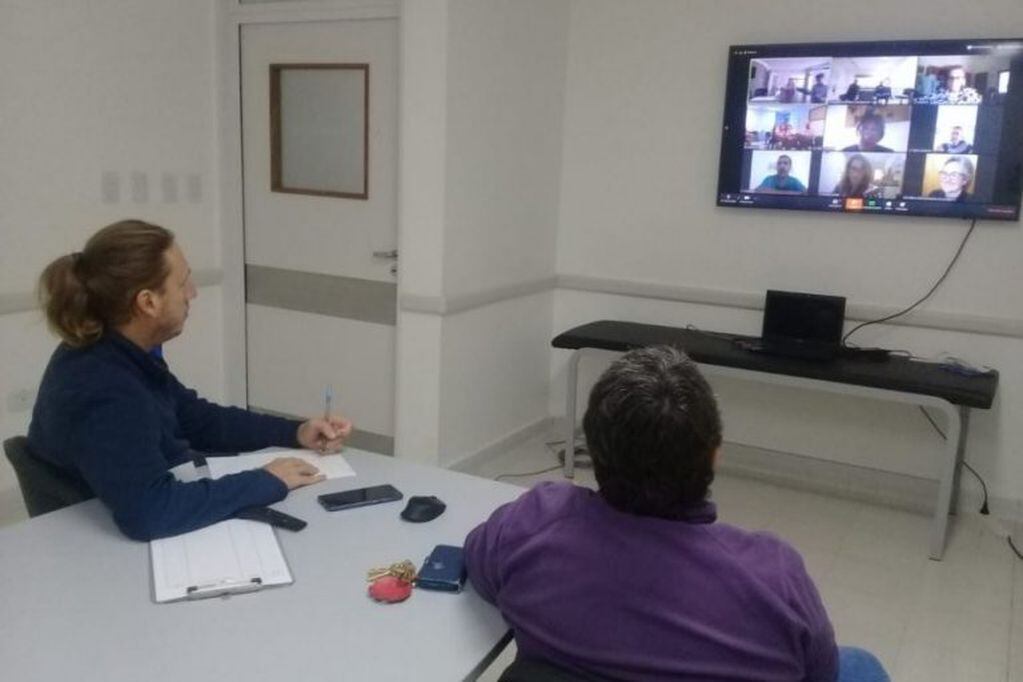 Médicos de Gualeguaychú junto al municipio evalúan volver a Fase 1 por rebrote de COVID-19.
Crédito: H-C (archivo)