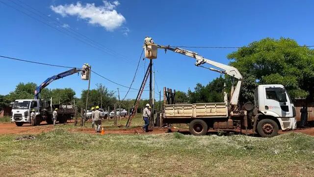 La empresa Energía de Misiones realizó obras en San Ignacio