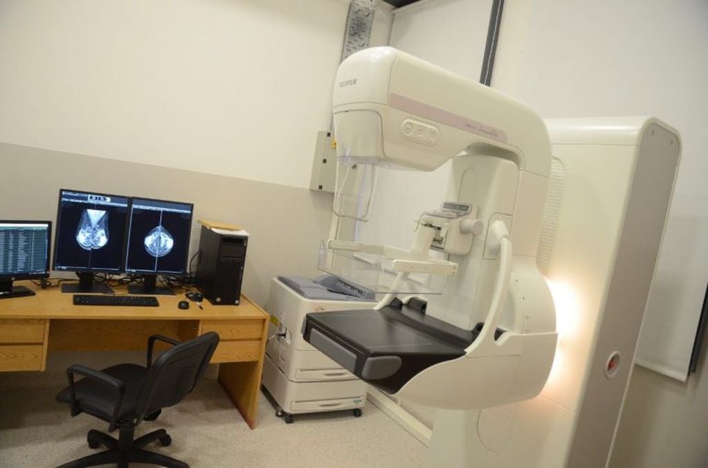 Nuevo mamógrafo en el Hospital San Luis. Foto: ANSL