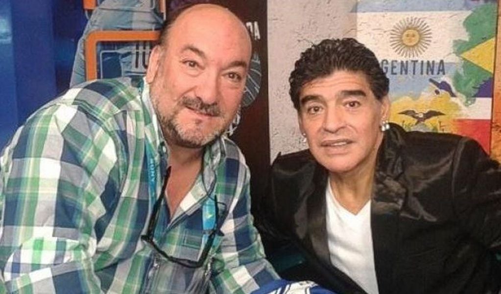 Maradona junto al Turco Wehbe.