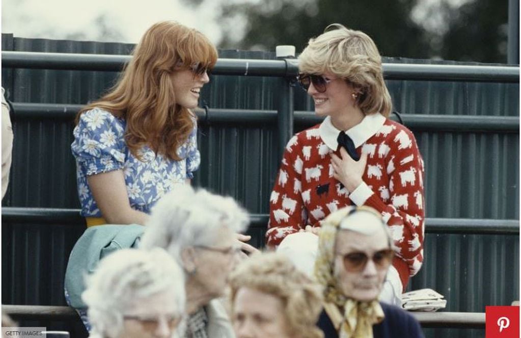 1983. Con Sarah Ferguson en el club de polo en Windsor.