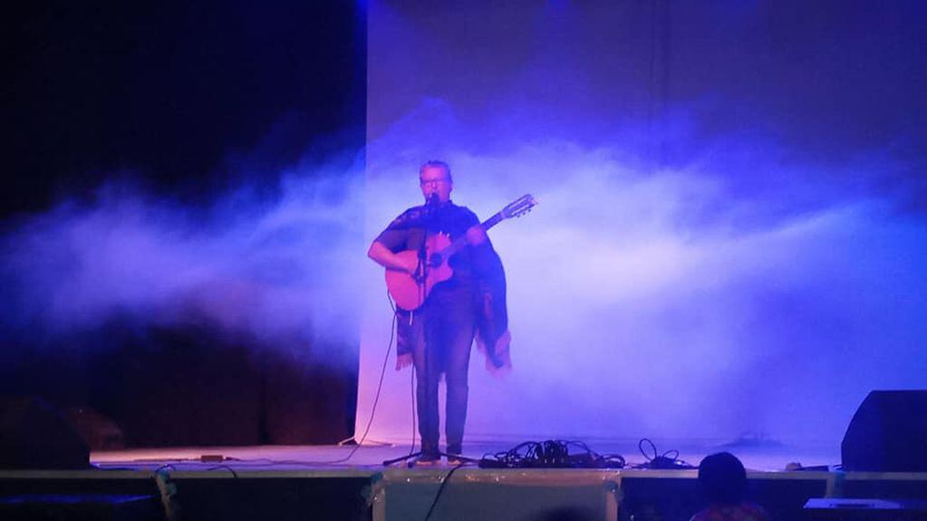 Omar Núñez "El Patagón", en el 5to Festival de la Canción “Veterano de Malvinas”.