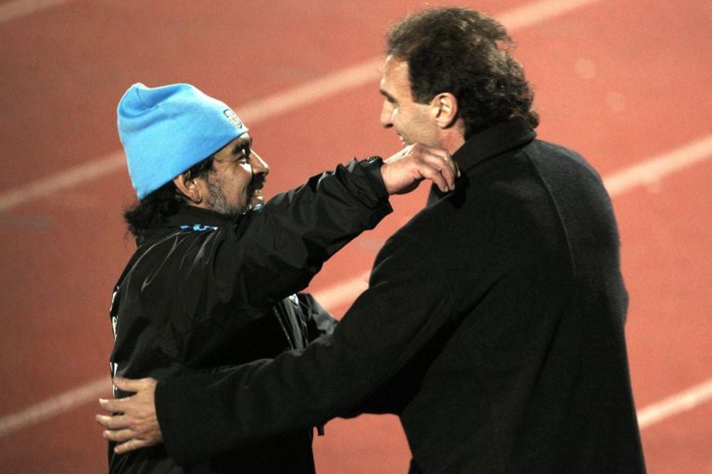 Ruggeri con Maradona en Sudáfrica 2010