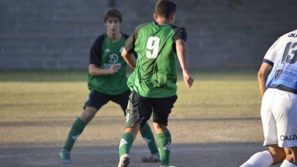 Marcos Funes, jugador de Barrio Parque.