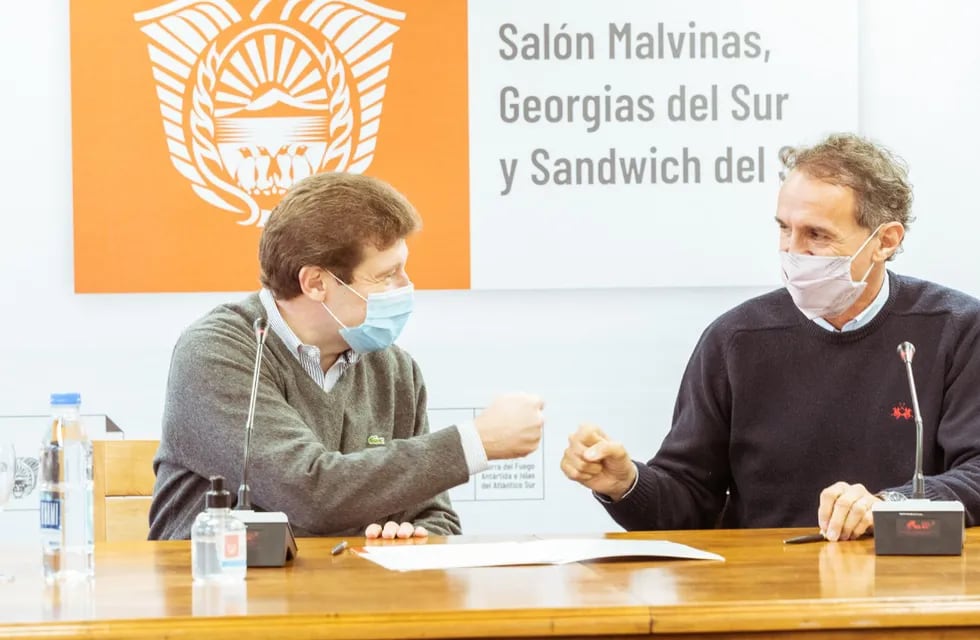 Gabriel Katopodis y Gustavo Melella se reunieron este miércoles en Casa de Gobierno.