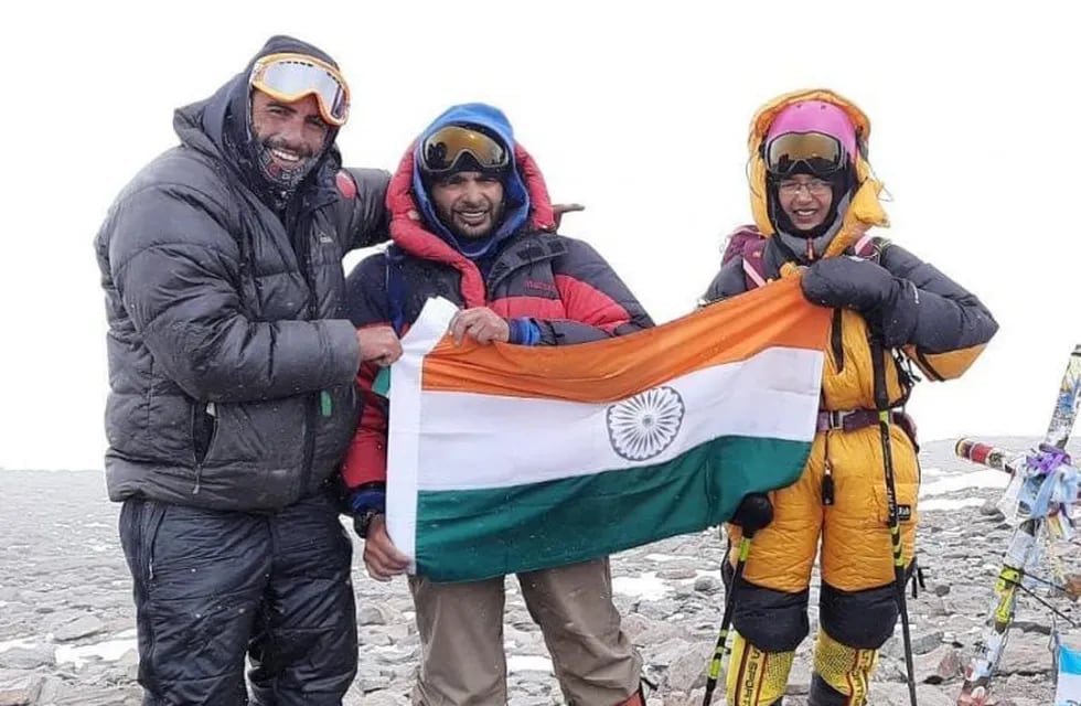 Kaamya Karthikeyan, la niña de 12 años proveniente de la India, que hizo cumbre en el Aconcagua