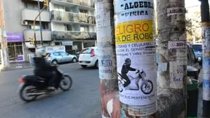 Inseguridad en Córdoba: balearon a otro trabajador y un motochoro fue herido por un policía.