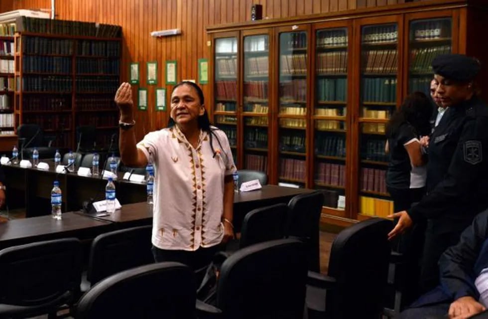 La dirigente Milagro Sala habló por casi diez minutos dirigiéndose a los periodistas, en la sala de audiencias, cuando el Tribunal pasó a cuarto intermedio.