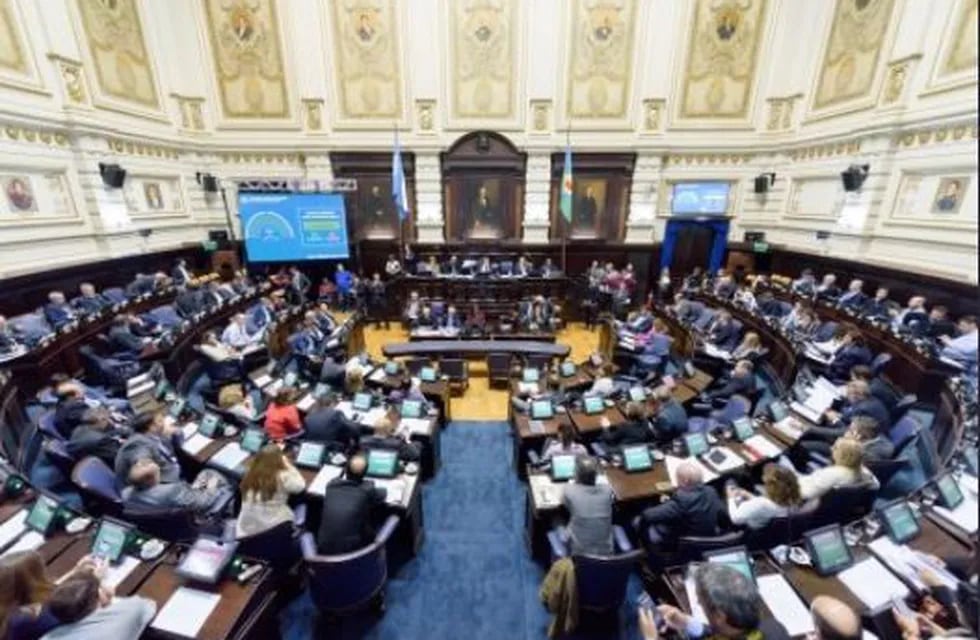 El Congreso bonaerense aprobó el presupuesto 2018 con consenso. (@INFOCIELO)