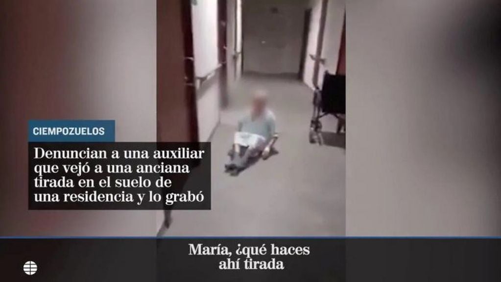 Una cuidadora dejó en el piso a una anciana, se burló y la filmó (Web)