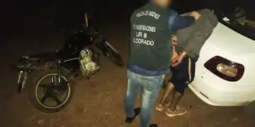 Joven detenido en Eldorado acusado de robar y vender una motocicleta