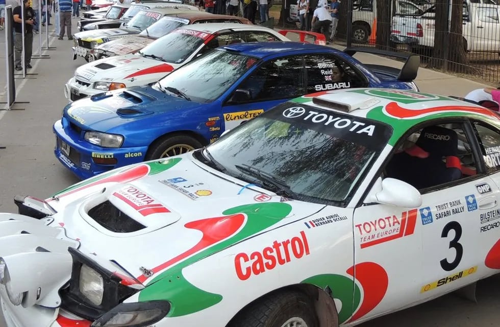 Los autos históricos del Rally Argentino.