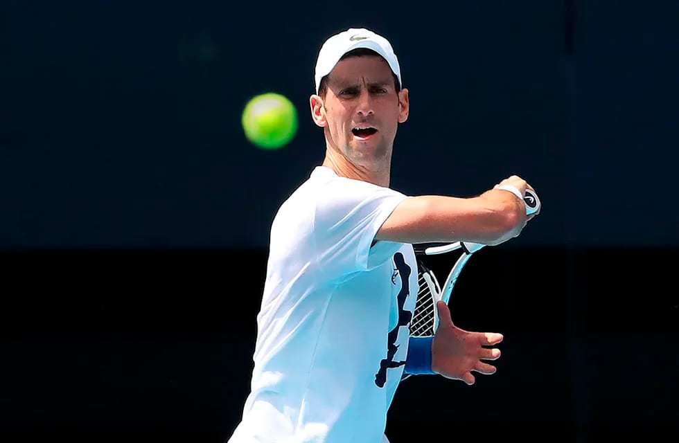 Novak Djokovic confirmó que está dispuesto a no jugar Roland Garros y Wimbledon si lo obligan a vacunarse.