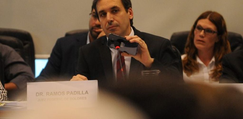El juez federal Ramos Padilla en la Comisión de libertad de expresión de la cámara de Diputados. (Foto: Clarín/Lucía Merle)