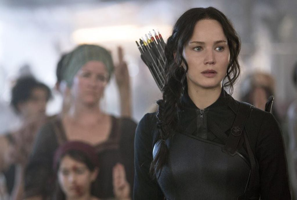 Jennifer Lawrence  hizo el papel de Katniss Everdeen durante toda la saga (AP)