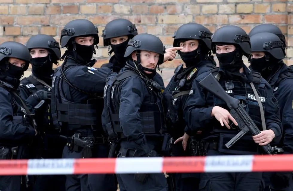Policía en Alemania tras el tiroteo. (EFE)