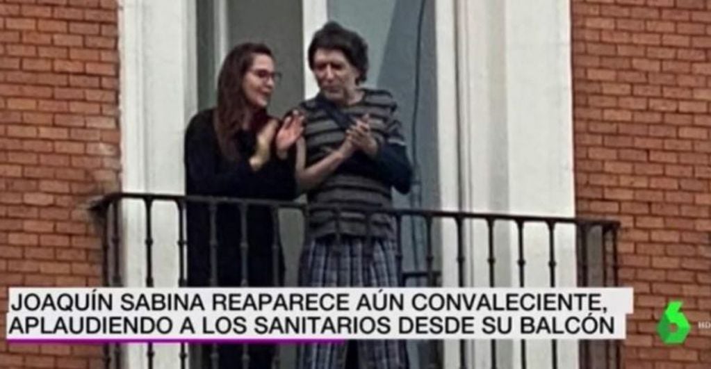 Joaquín Sabina reapareció en público para aplaudir al personal de salud (Foto: web)