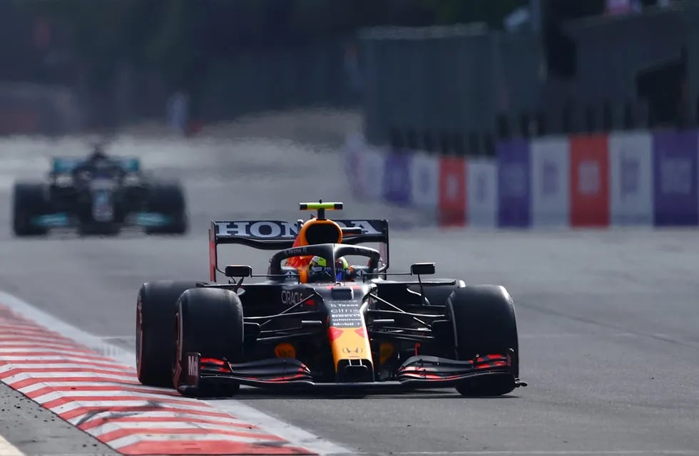 Primer triunfo de Checo Pérez corriendo para Red Bull y segundo en la Fórmula 1.