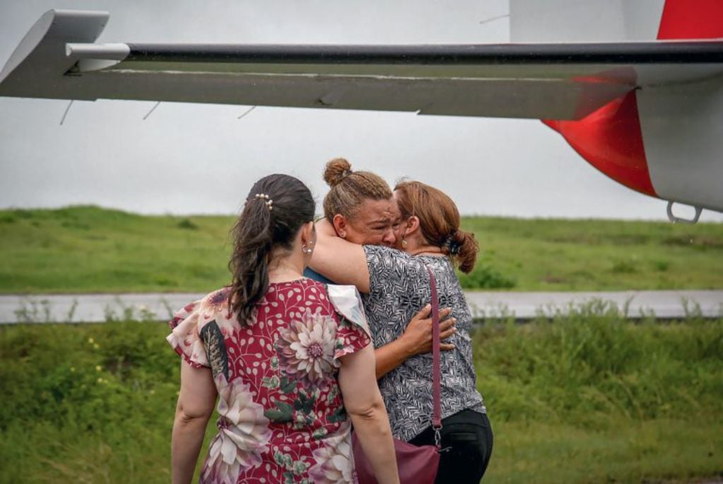 Familiares de las víctimas del naufragio (Foto: AFP)