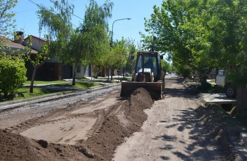 Las obras de asfalto en San Rafael continúan por los distritos. Imagen ilustrativa