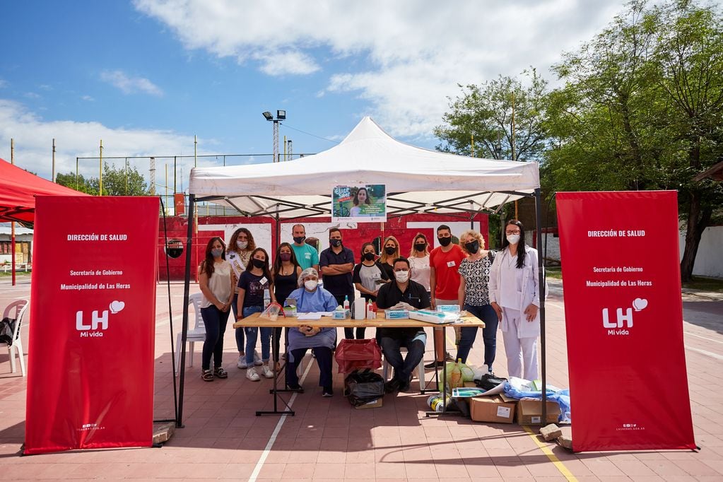 En el Día Mundial de la Lucha contra el Sida, en la sede del club Huracán Las Heras se realizaron, gratuitamente test de VIH.