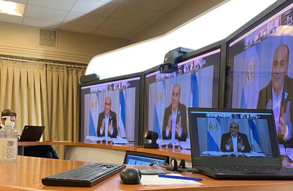 Manzur participó en la videoconferencia con el presidente por el aumento de casos de coronavirus.