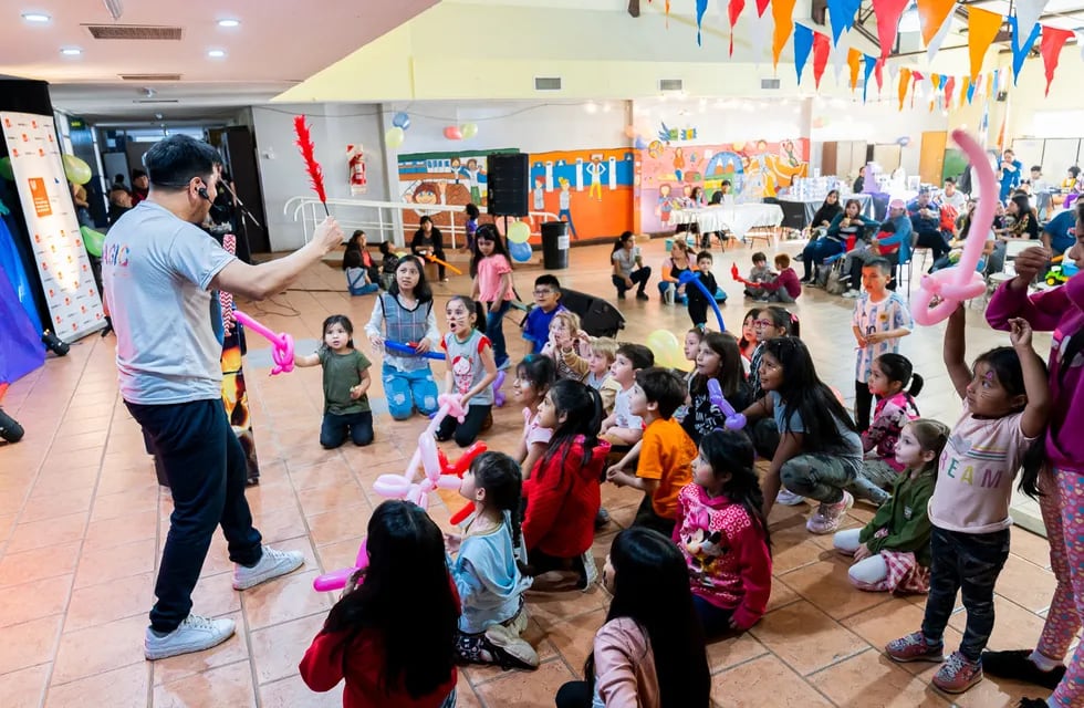 Exitoso Festivalito en Ushuaia con más de 200 niños