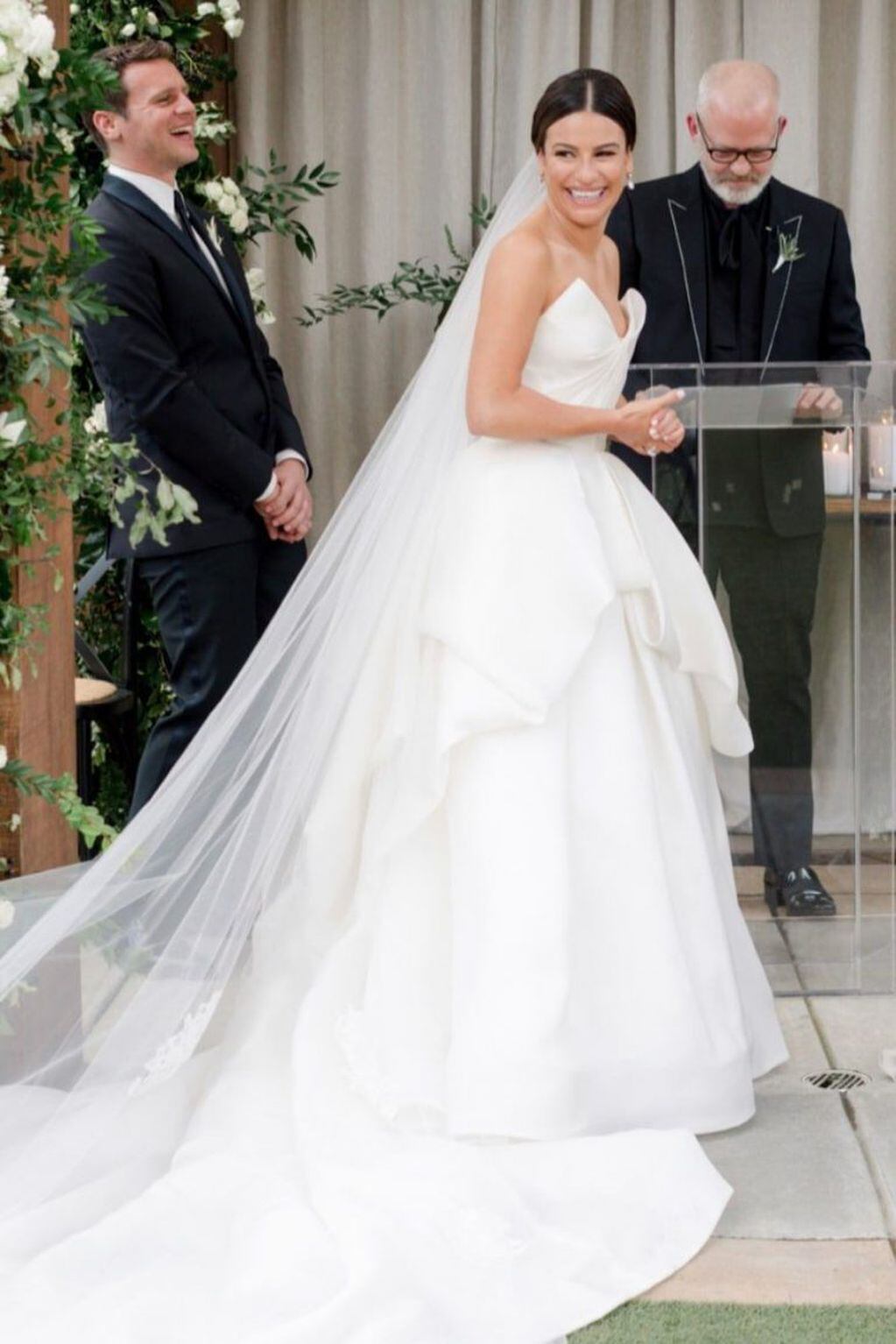 Lea Michele junto a su marido el día de su casamiento.