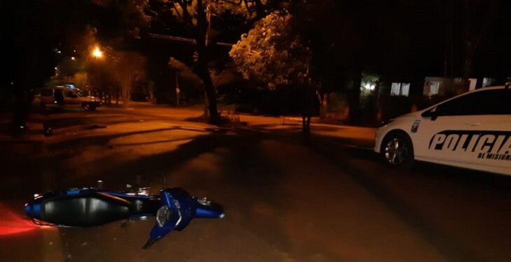 Despiste terminó con un motociclista herido de gravedad en Eldorado