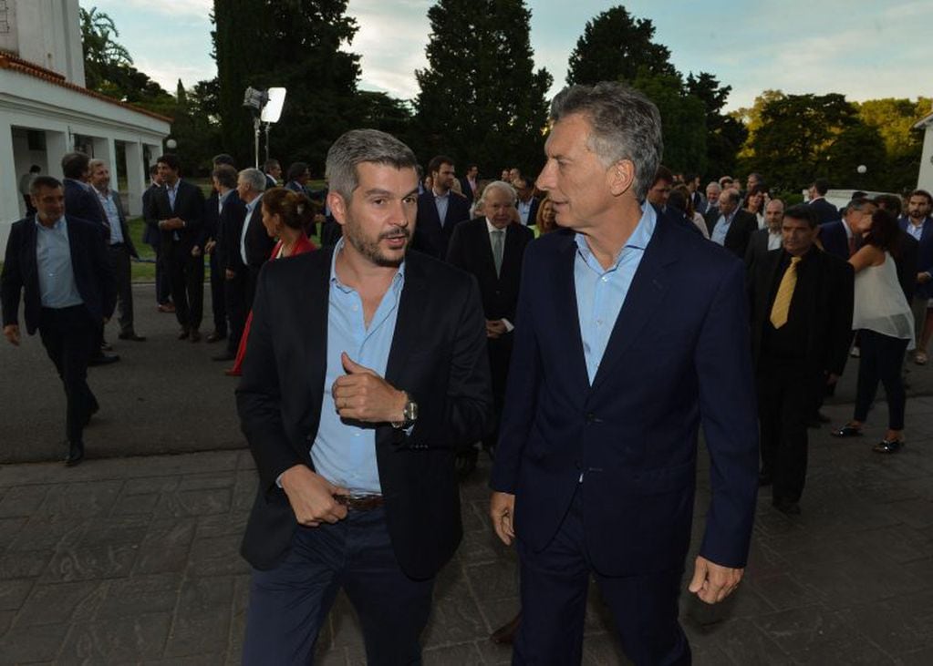 Mauricio Macri y el jefe de Gabinete Marcos Peña (Foto: EFE/Presidencia Argentina)
