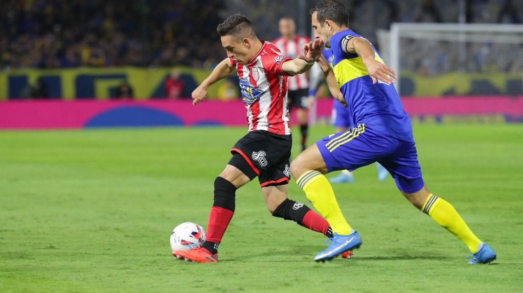 Boca le ganó 2 a 0 a Barracas Central en La Bombonera.