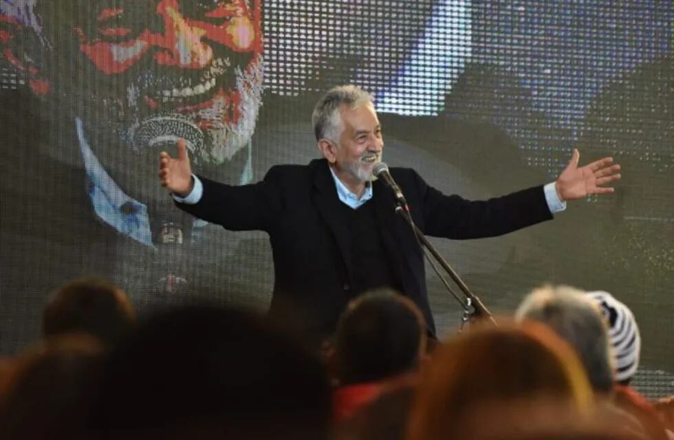 Alberto Rodríguez Saá festejó en la sede del PJ la reelección. Foto: El Diario de la República.