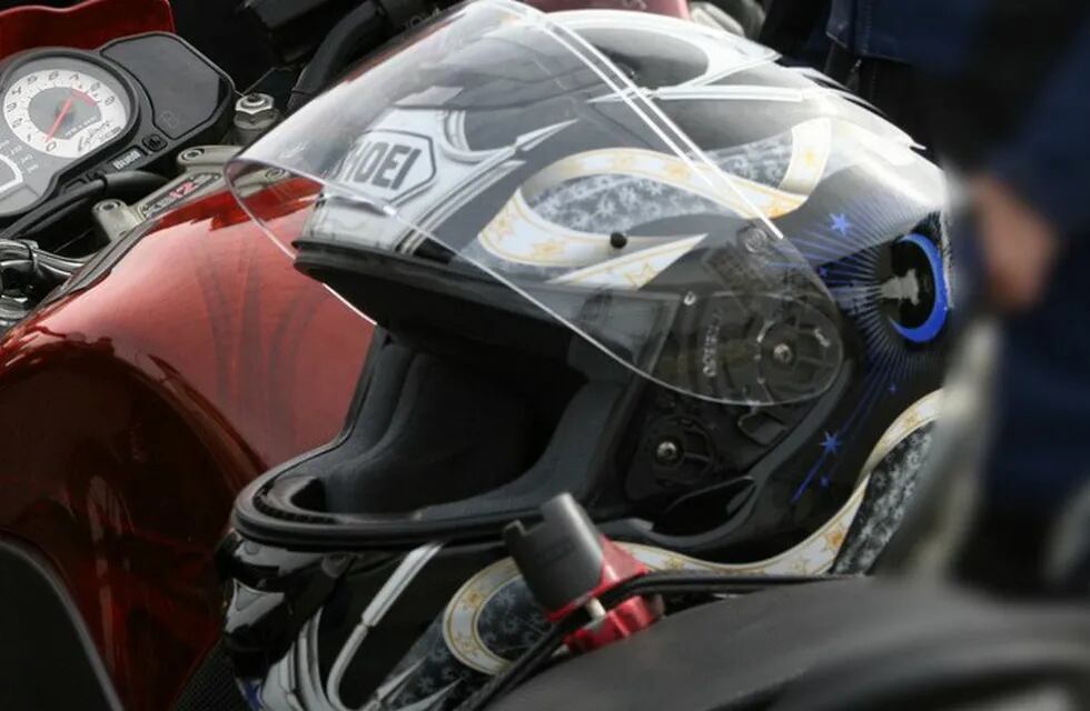 Los cascos de moto no son para siempre. Conocu00e9 los detalles para que sepas cuu00e1ndo cambiarlo a tiempo.