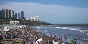 Ola de calor: se pronostican 35 grados para este lunes en Mar del Plata (Mario Cherrutti)