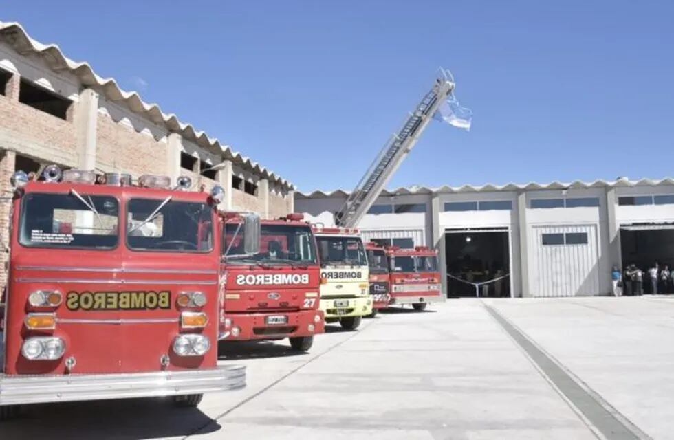 Bomberos Voluntarios Comodoro Rivadavia apagaron un incendio que comenzó por un desperfecto eléctrico.