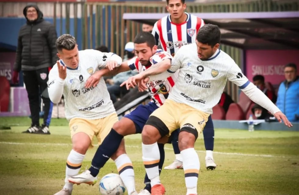 Juventud Unida de San Luis empató sin goles ante Peñarol de San Juan por el Federal A.
