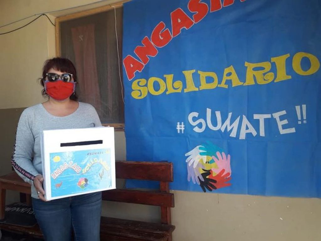 Vecinos de Angastaco organizaron una colecta para equipar al hospital tras su primer caso positivo de coronavirus (Facebook Angastaco Solidario)