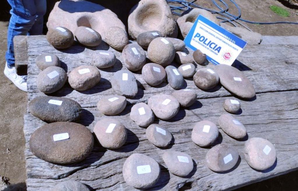 Piezas arqueológicas encontradas en Villa Carlos Paz.